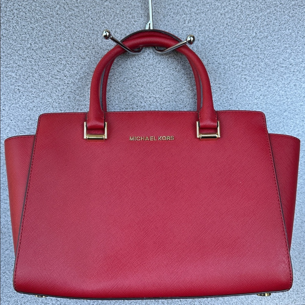 Authentic Michael Kors Scarlet Satchel. Excellent condition.
